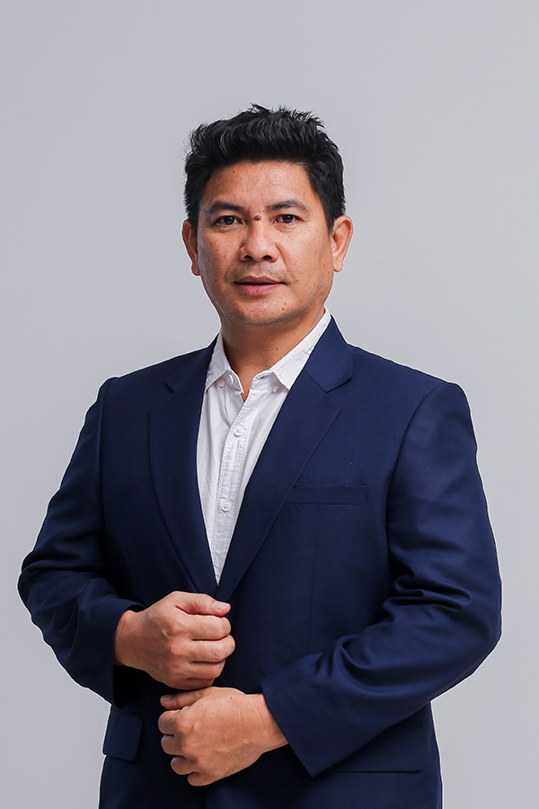 Santy Luntungan Santy Luntungan